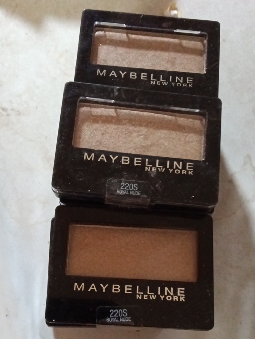 Single Eyeshadow - Royal Nude (220S)